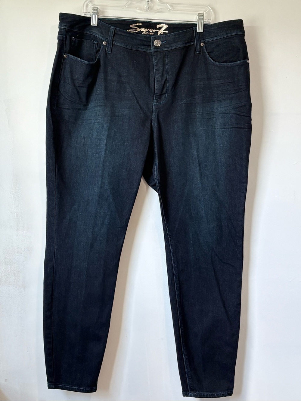 Seven7 Women’s Skinny Jeans in Navy Black Wash